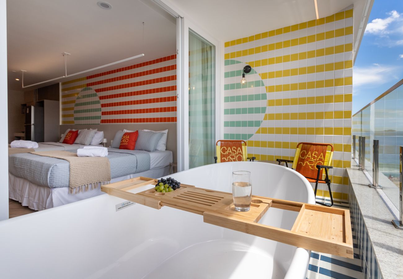 Apartment in Rio de Janeiro - Vista para o Mar e Varanda com Banheira | Q5