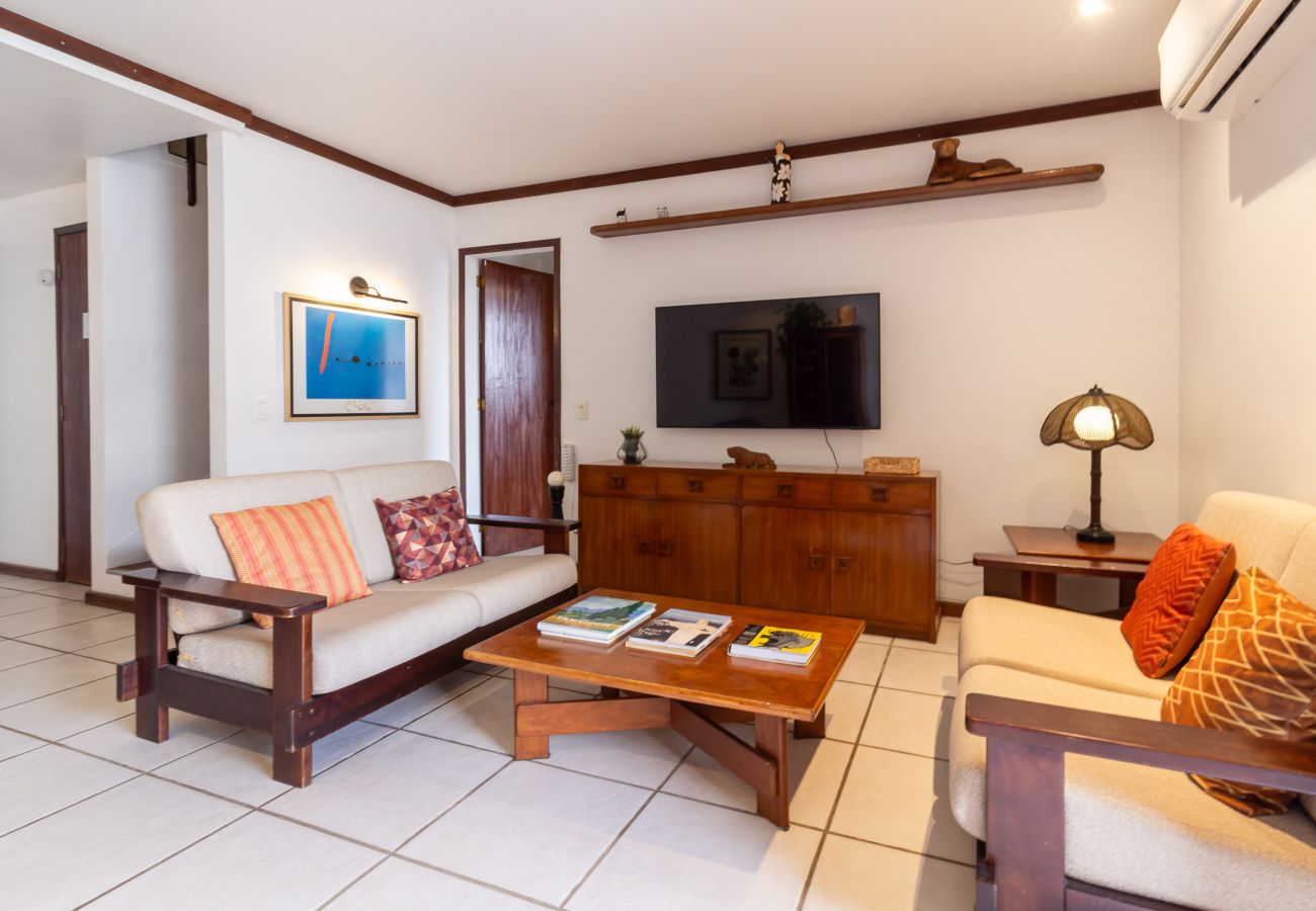 Apartment in Rio de Janeiro - Conforto e Tranquilidade no Humaitá | M404
