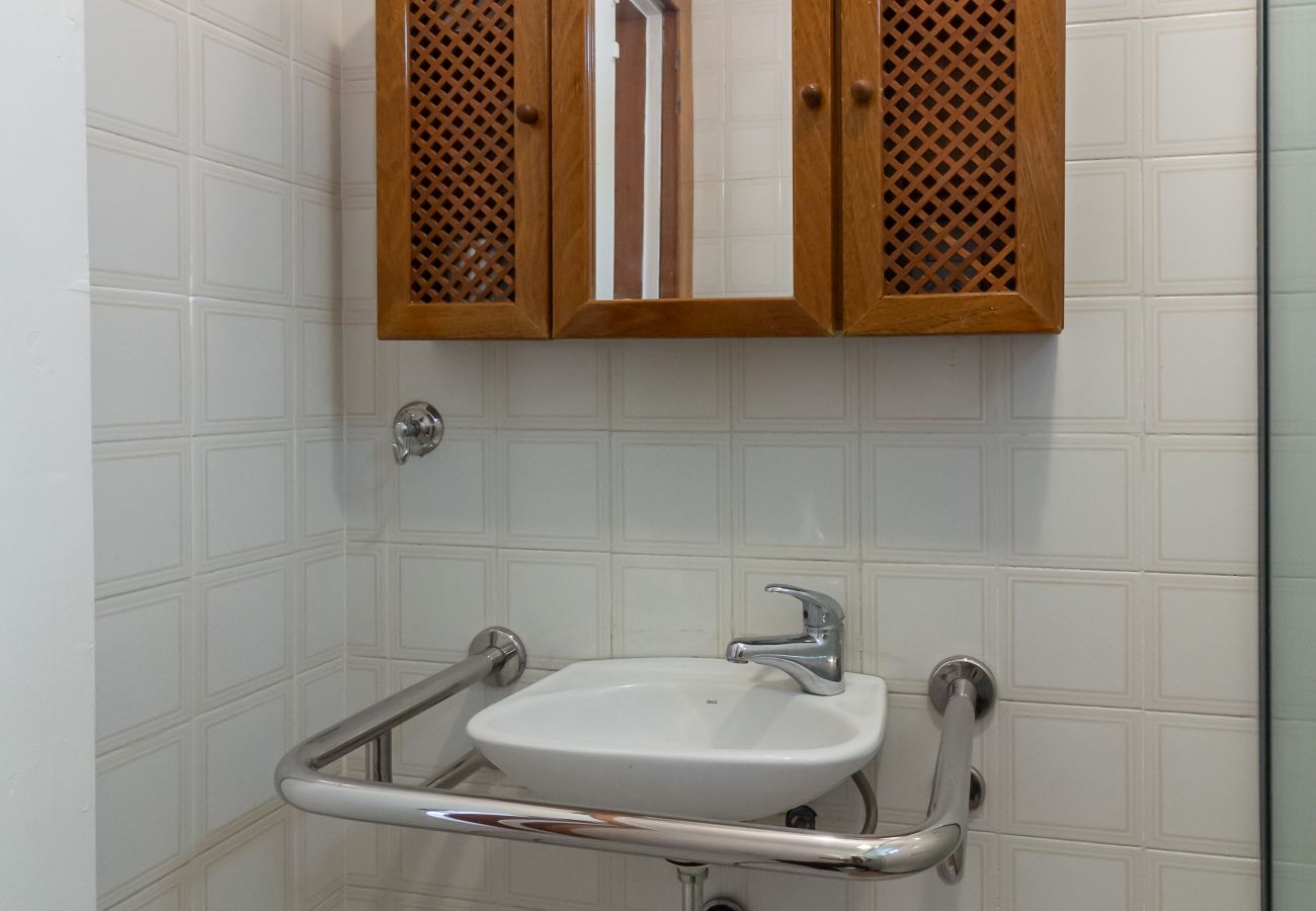 Apartment in Rio de Janeiro - Conforto e Tranquilidade no Humaitá | M404