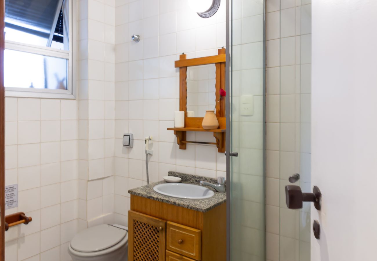 Apartment in Rio de Janeiro - Conforto e Tranquilidade no Humaitá | M404