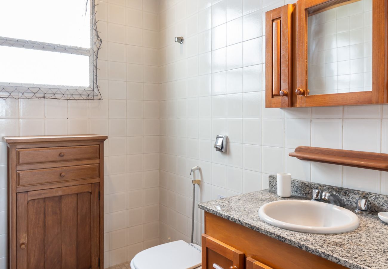 Apartment in Rio de Janeiro - Conforto e Tranquilidade no Humaitá | M404
