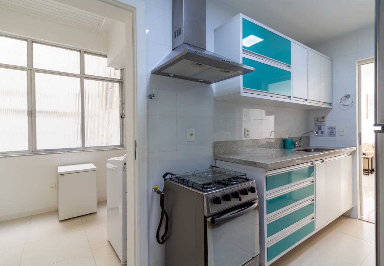 Apartment in Rio de Janeiro - Apartamento em Copacabana a 3 minutos da Praia | NSC602