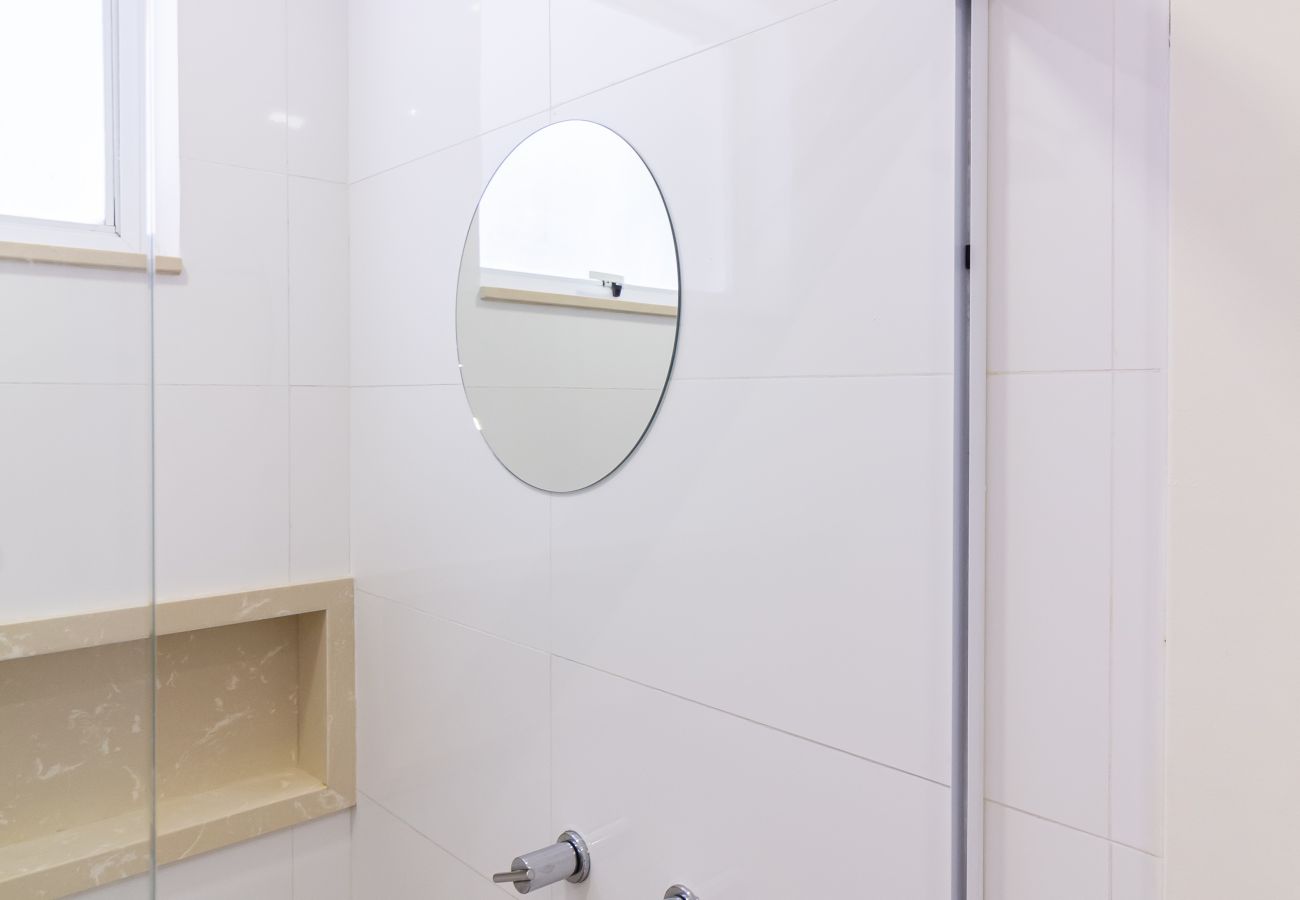 Apartment in Rio de Janeiro - Apartamento em Copacabana a 3 minutos da Praia | NSC602