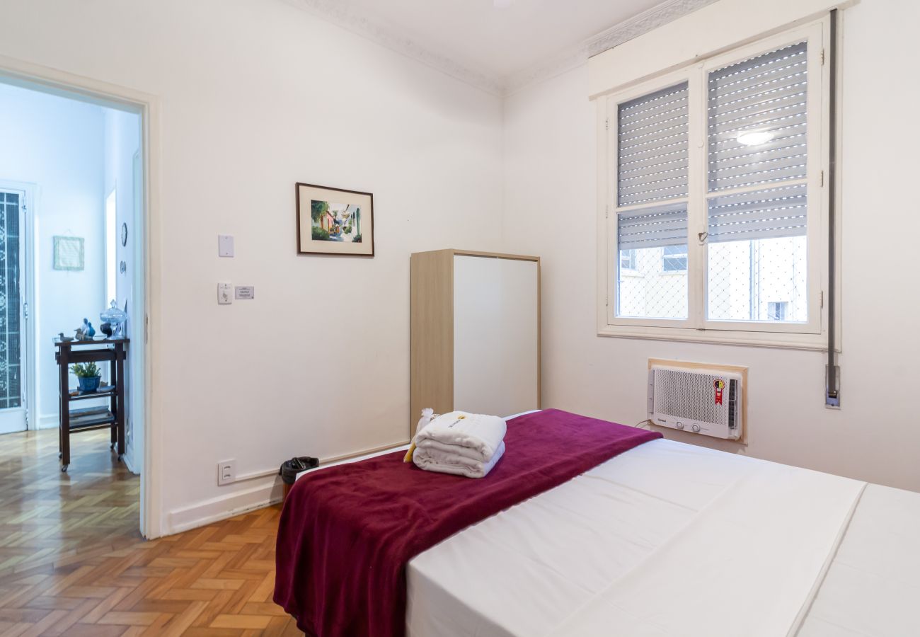 Apartment in Rio de Janeiro - Refúgio em Copacabana a 5min da praia | NSC1102 