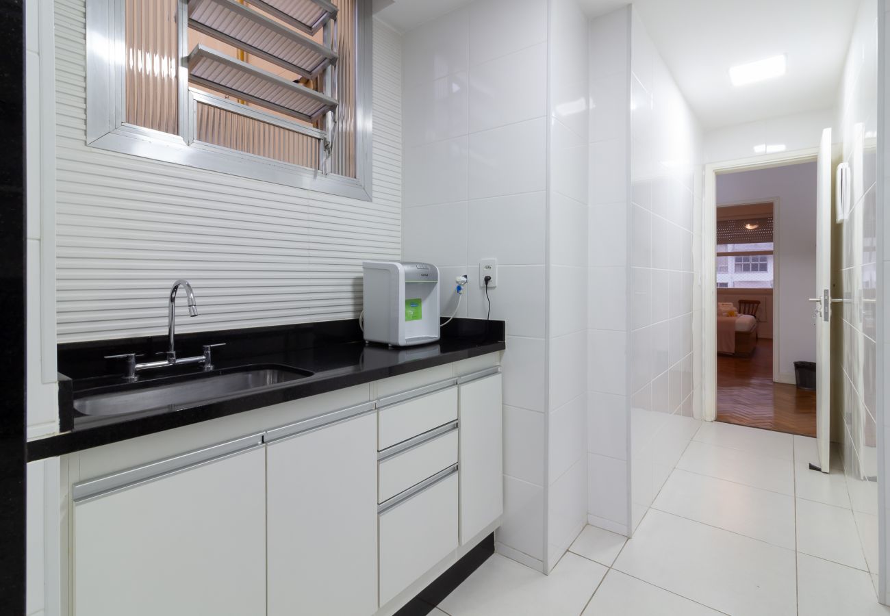 Apartment in Rio de Janeiro - Refúgio em Copacabana a 5min da praia | NSC1102 