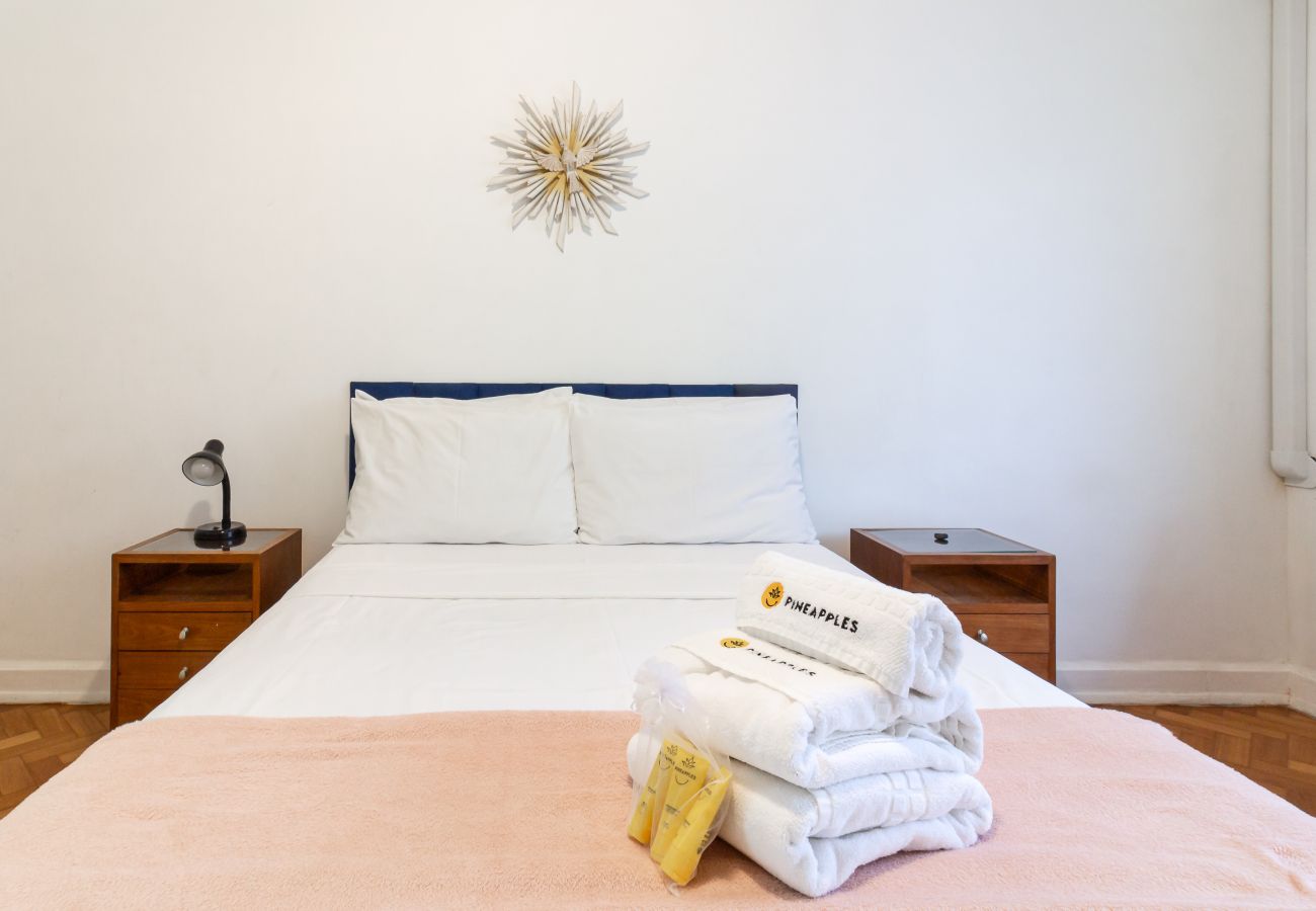Apartment in Rio de Janeiro - Refúgio em Copacabana a 5min da praia | NSC1102 