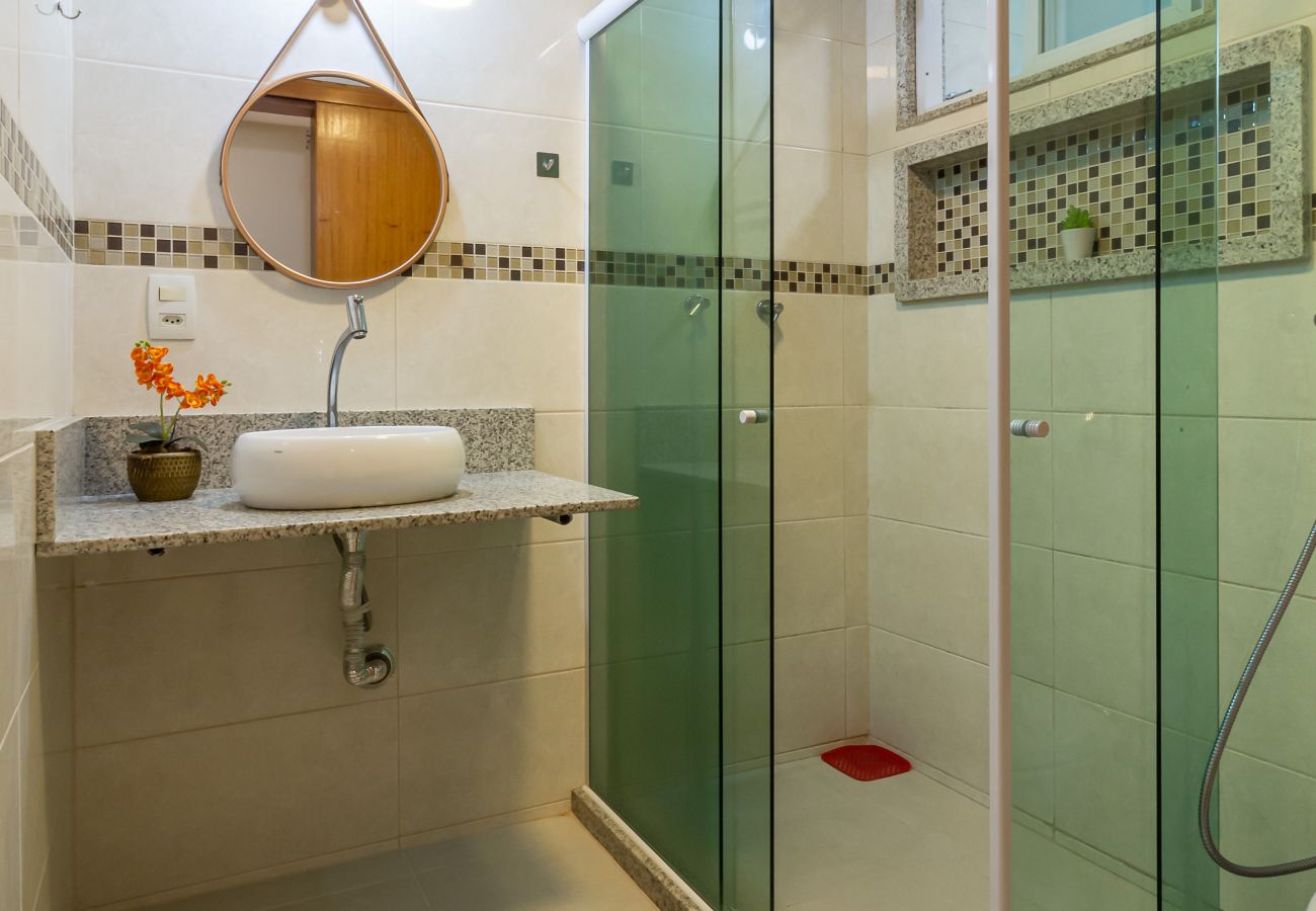 Apartment in Rio de Janeiro - Acolhedor em Copacabana a 7 minutos da praia | FM211
