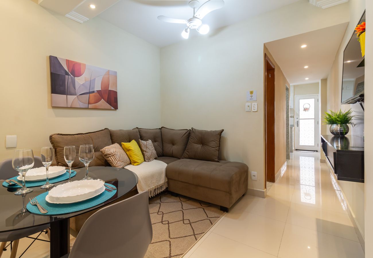 Apartment in Rio de Janeiro - Acolhedor em Copacabana a 7 minutos da praia | FM211
