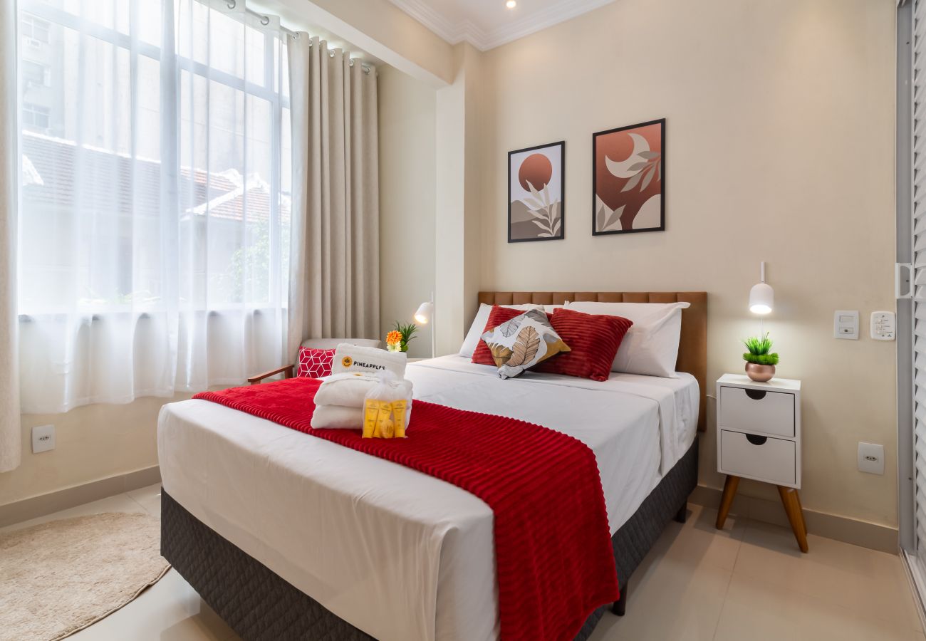 Apartment in Rio de Janeiro - Acolhedor em Copacabana a 7 minutos da praia | FM211