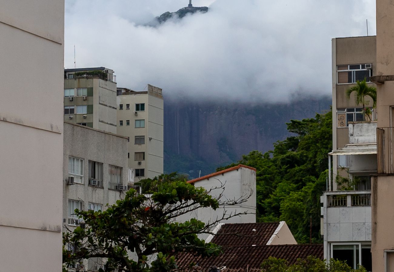 Apartment in Rio de Janeiro - 7 minutos da praia de Ipanema | BT302B
