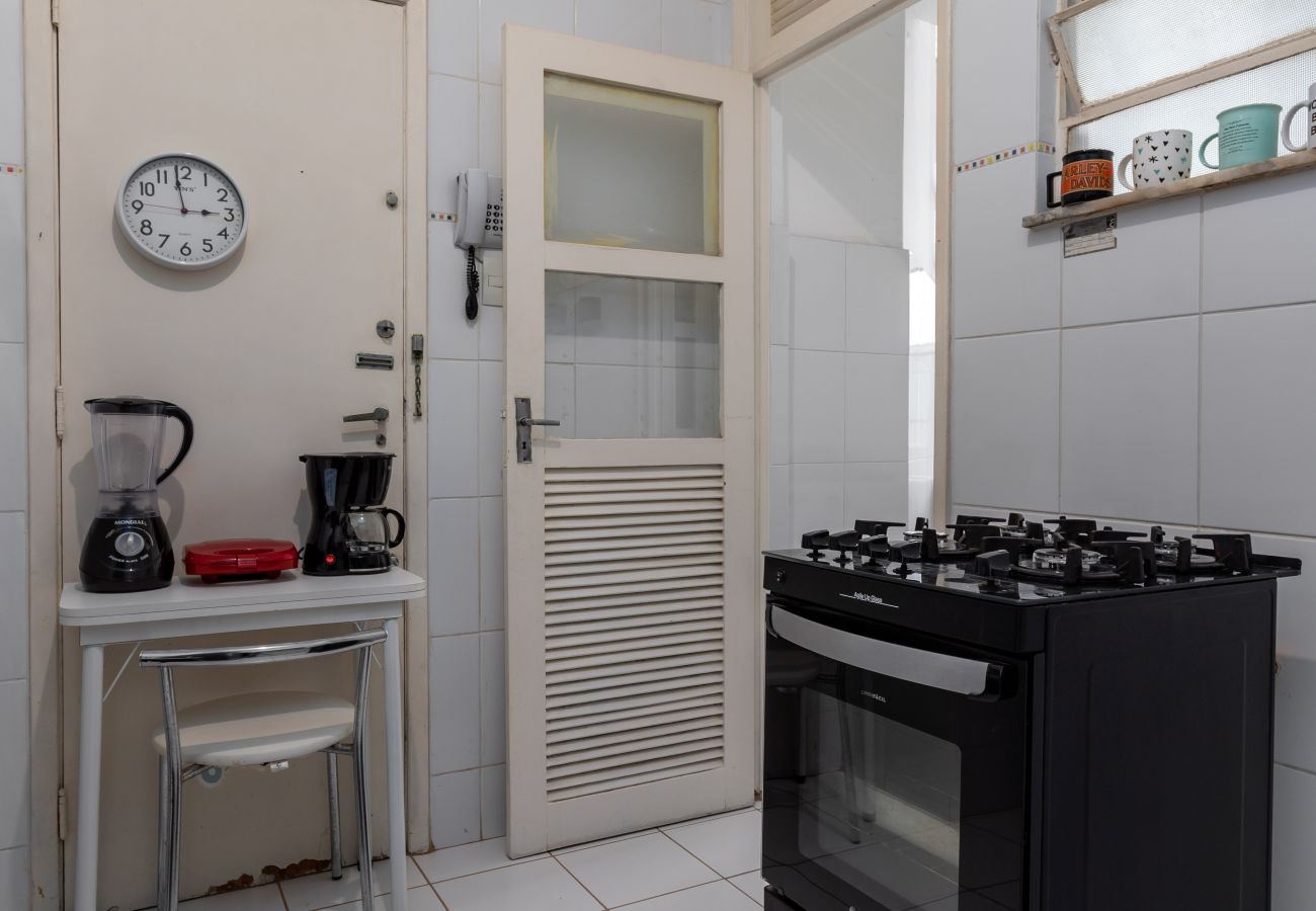 Apartment in Rio de Janeiro - 7 minutos da praia de Ipanema | BT302B
