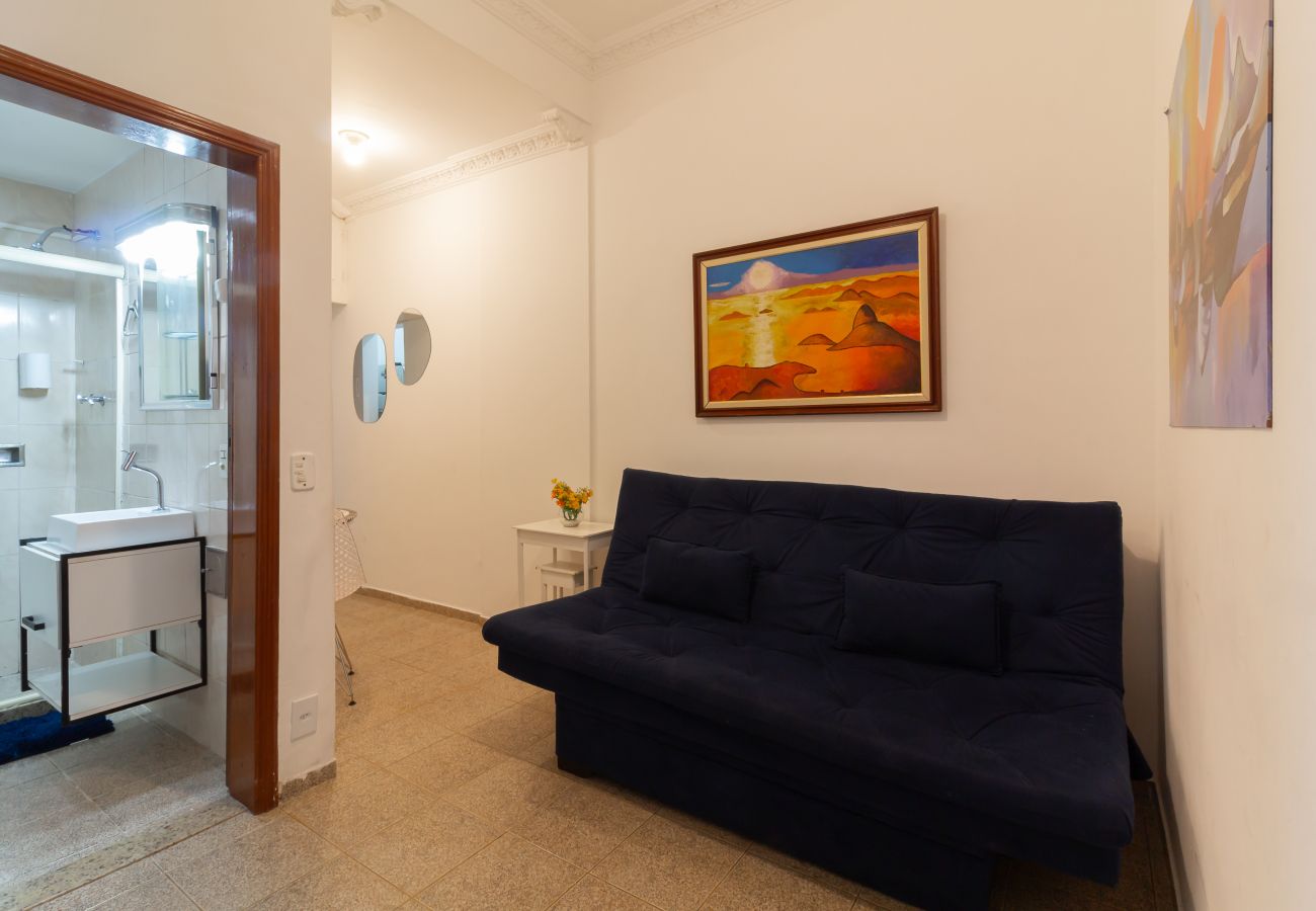 Apartment in Rio de Janeiro - 3 minutos da praia de Copacabana | DU705