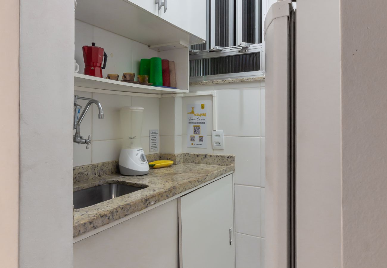 Apartment in Rio de Janeiro - 3 minutos da praia de Copacabana | DU705