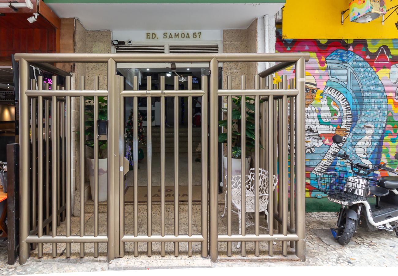 Apartment in Rio de Janeiro - 3 minutos da praia de Copacabana | DU705