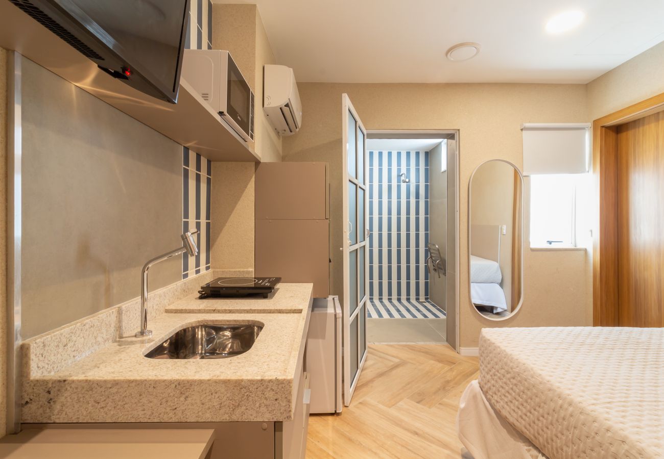 Apartment in Rio de Janeiro - Refúgio a Poucos Passos de Praia de Copacabana | Q1 PCD