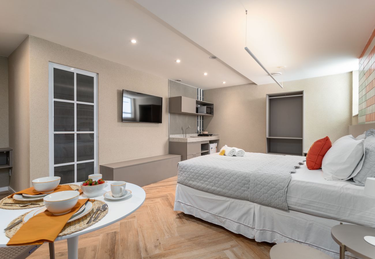 Apartment in Rio de Janeiro - Charmoso Estúdio a Poucos Passos da Praia | CNJ Q6