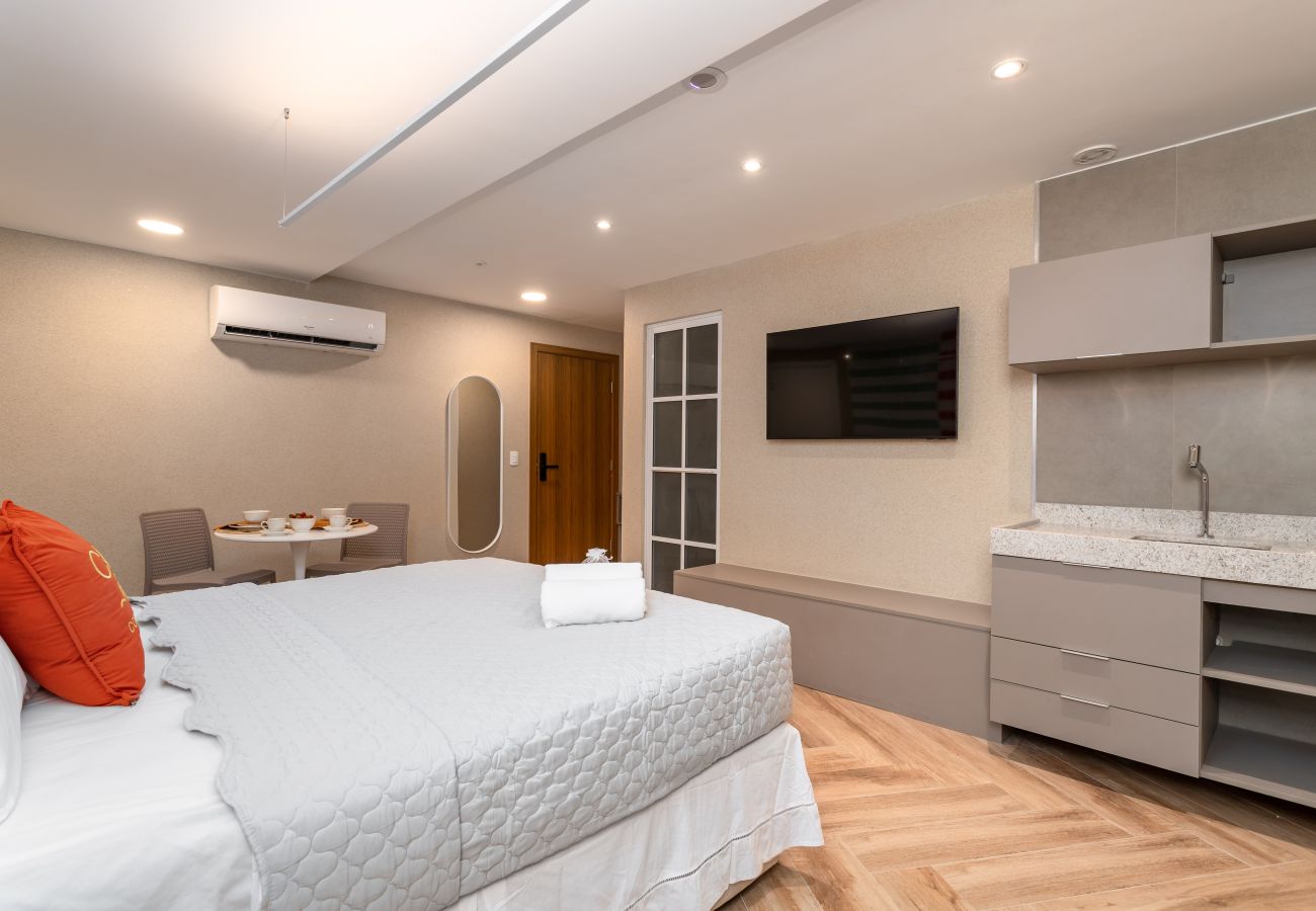 Apartment in Rio de Janeiro - Charmoso Estúdio a Poucos Passos da Praia | CNJ Q6
