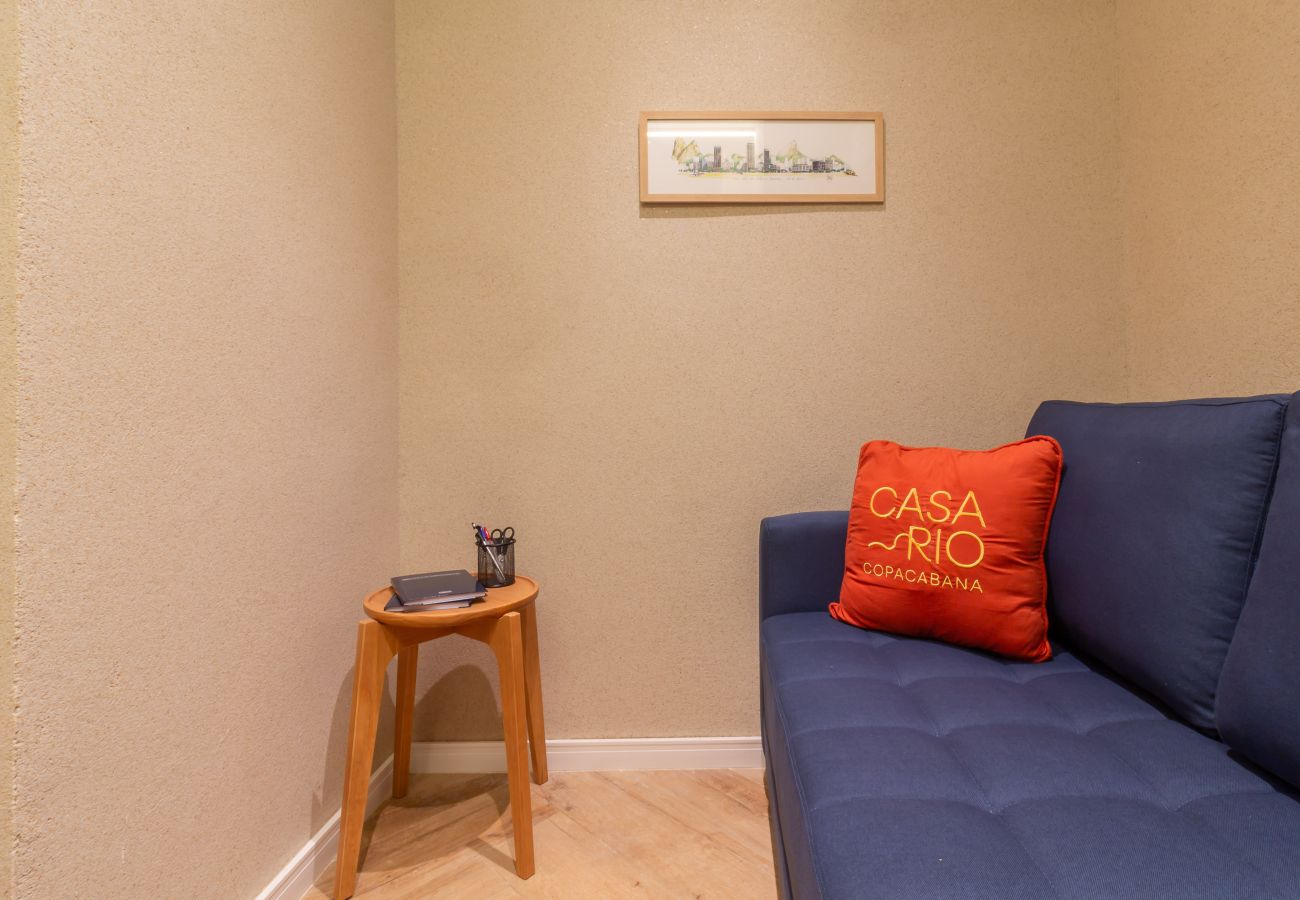 Apartment in Rio de Janeiro - Refúgio a Poucos Passos de Praia de Copacabana | Q15