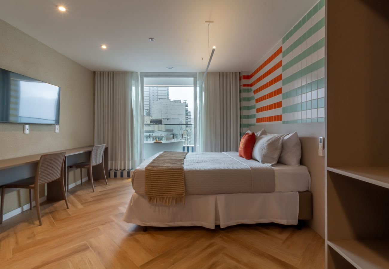 Apartment in Rio de Janeiro - Vista para o Mar e Varanda com Banheira | Q19