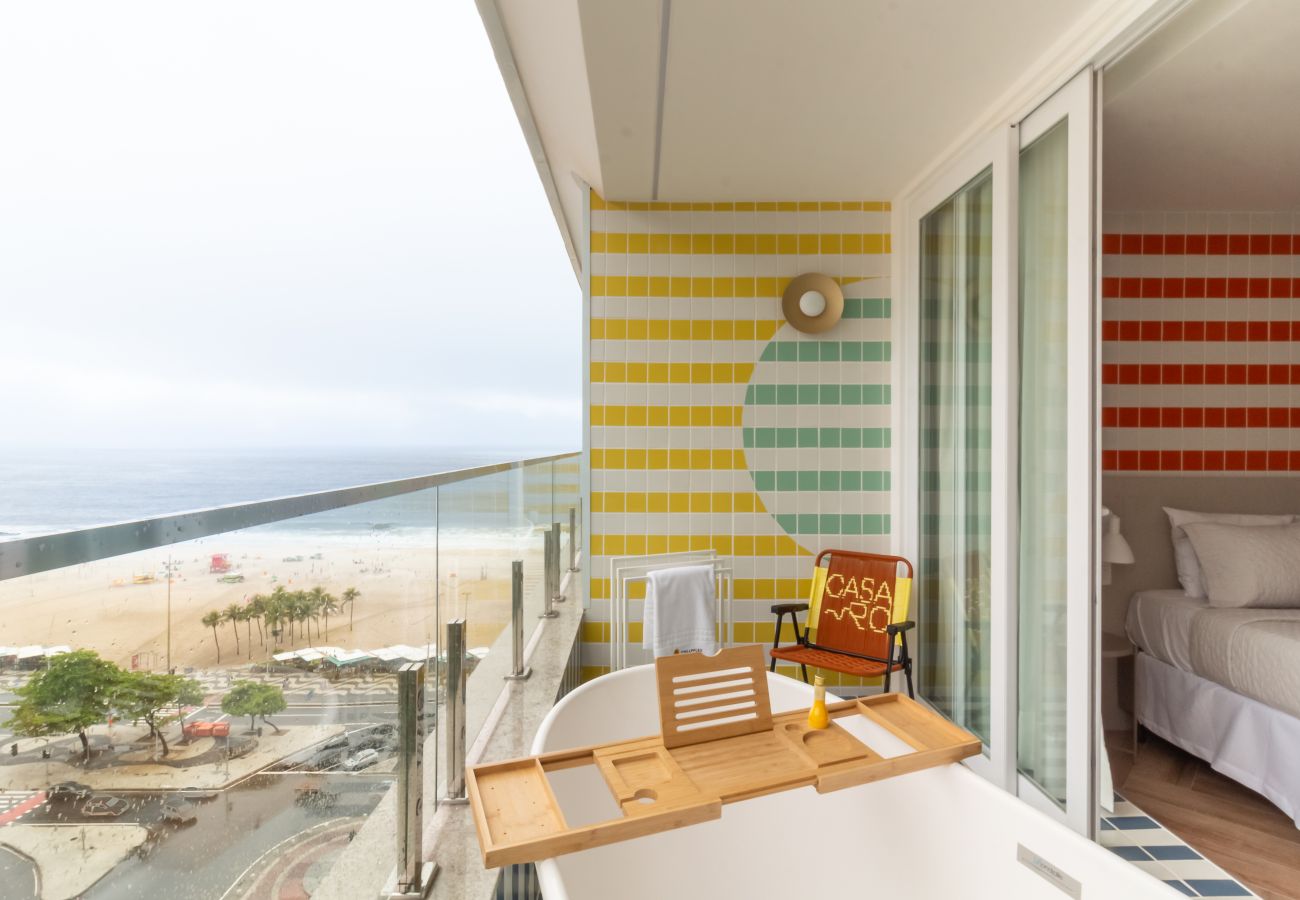 Apartment in Rio de Janeiro - Vista para o Mar e Varanda com Banheira | Q20
