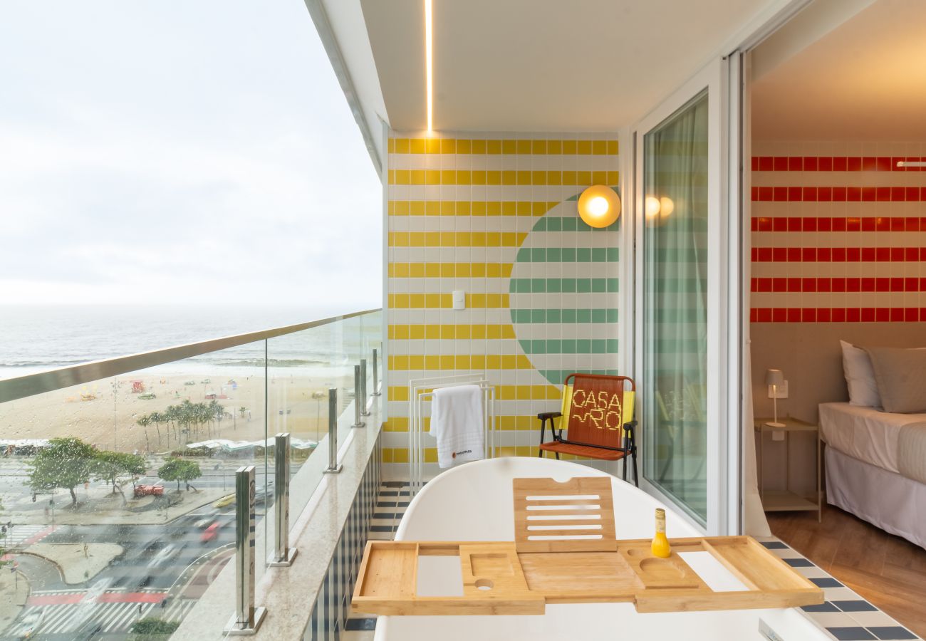 Apartment in Rio de Janeiro - Vista para o Mar e Varanda com Banheira | Q17