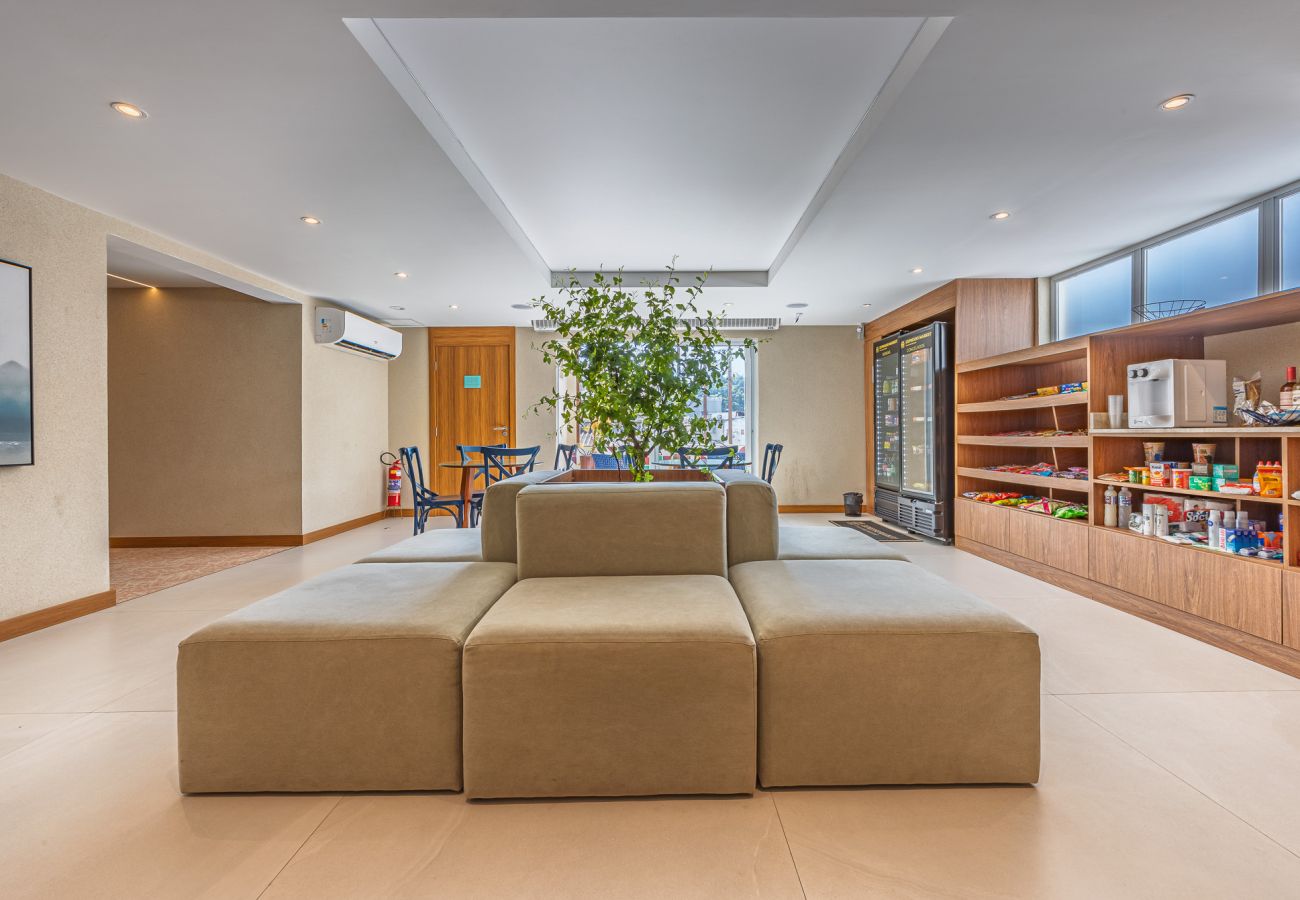 Apartment in Rio de Janeiro - Vista para o Mar e Varanda com Banheira | Q17