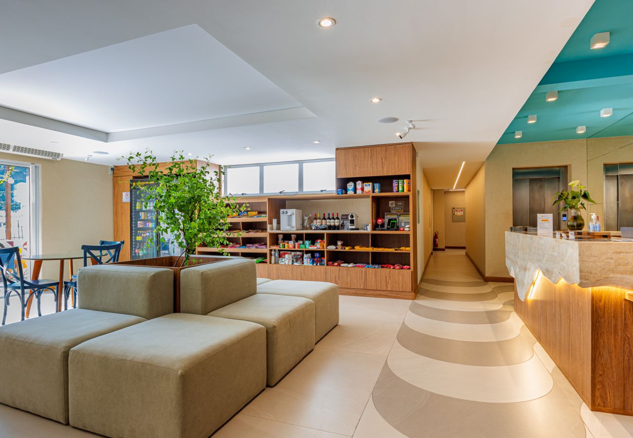 Apartment in Rio de Janeiro - Vista para o Mar e Varanda com Banheira | Q17