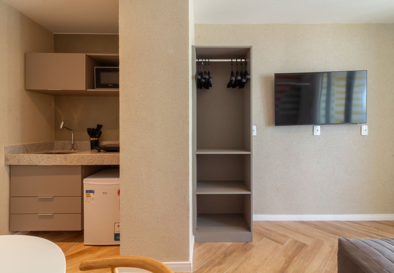Apartment in Rio de Janeiro - Vista para o Mar e Varanda com Banheira | Q22