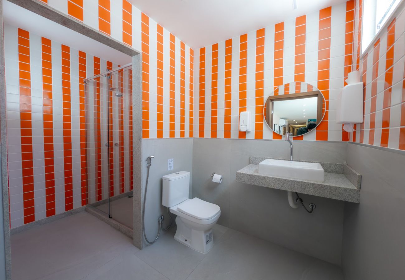 Apartment in Rio de Janeiro - Vista para o Mar e Varanda com Banheira | Q22