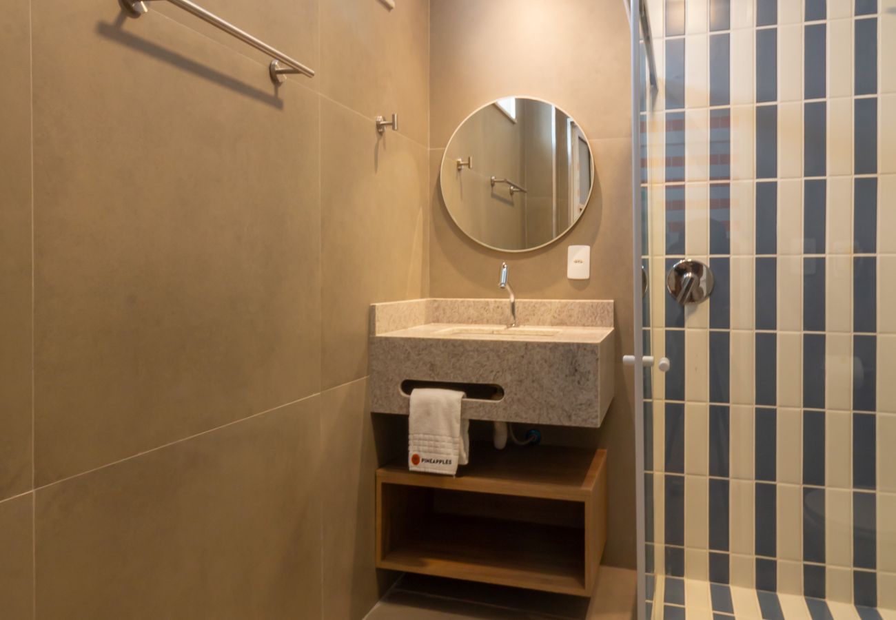 Apartment in Rio de Janeiro - Refúgio a Poucos Passos de Praia de Copacabana | Q10 PCD