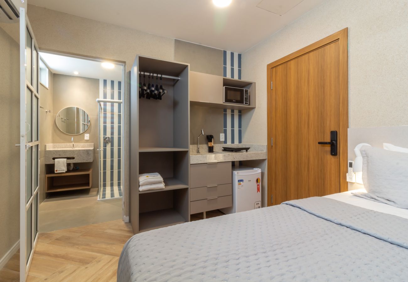 Apartment in Rio de Janeiro - Refúgio a Poucos Passos de Praia de Copacabana | Q10 PCD