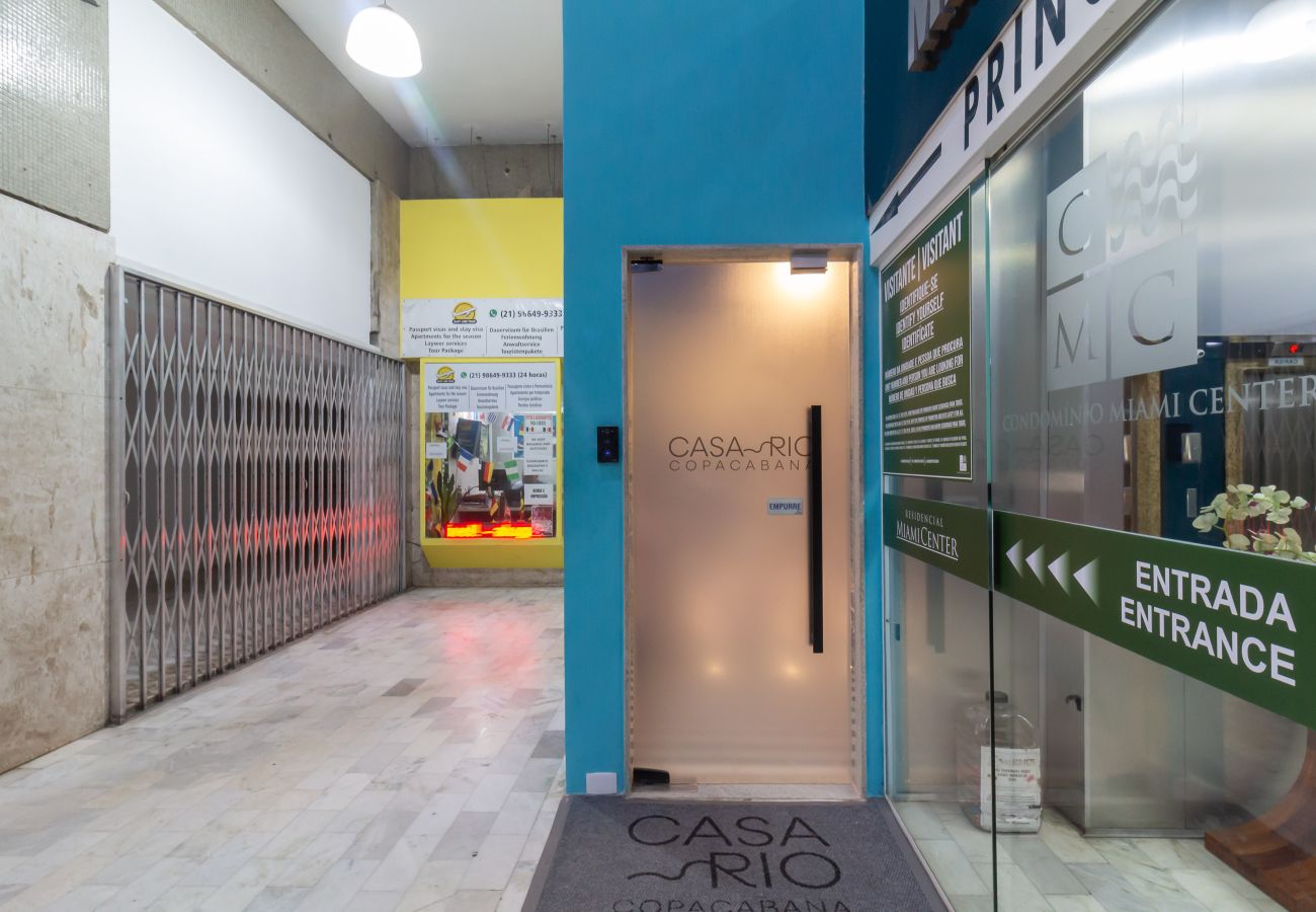 Apartment in Rio de Janeiro - Refúgio a Poucos Passos de Praia de Copacabana | Q10 PCD