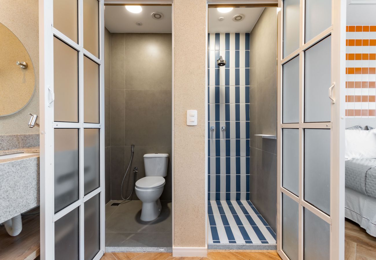 Apartment in Rio de Janeiro - Vista para o Mar e Varanda com Banheira | Q11
