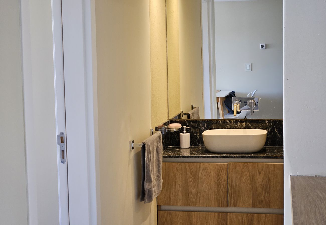 Apartment in San Carlos de Bariloche - Cuatro Soles Bariloche  in the main town + parking