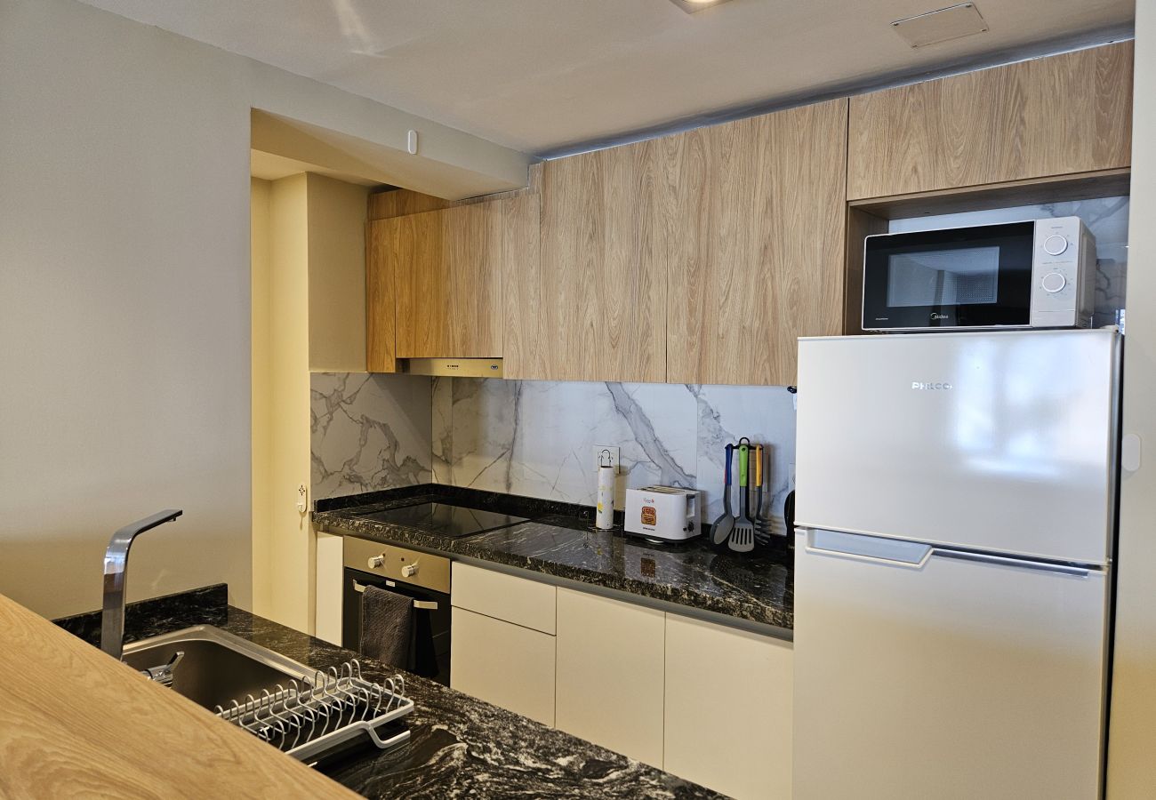 Apartment in San Carlos de Bariloche - Cuatro Soles Bariloche  in the main town + parking