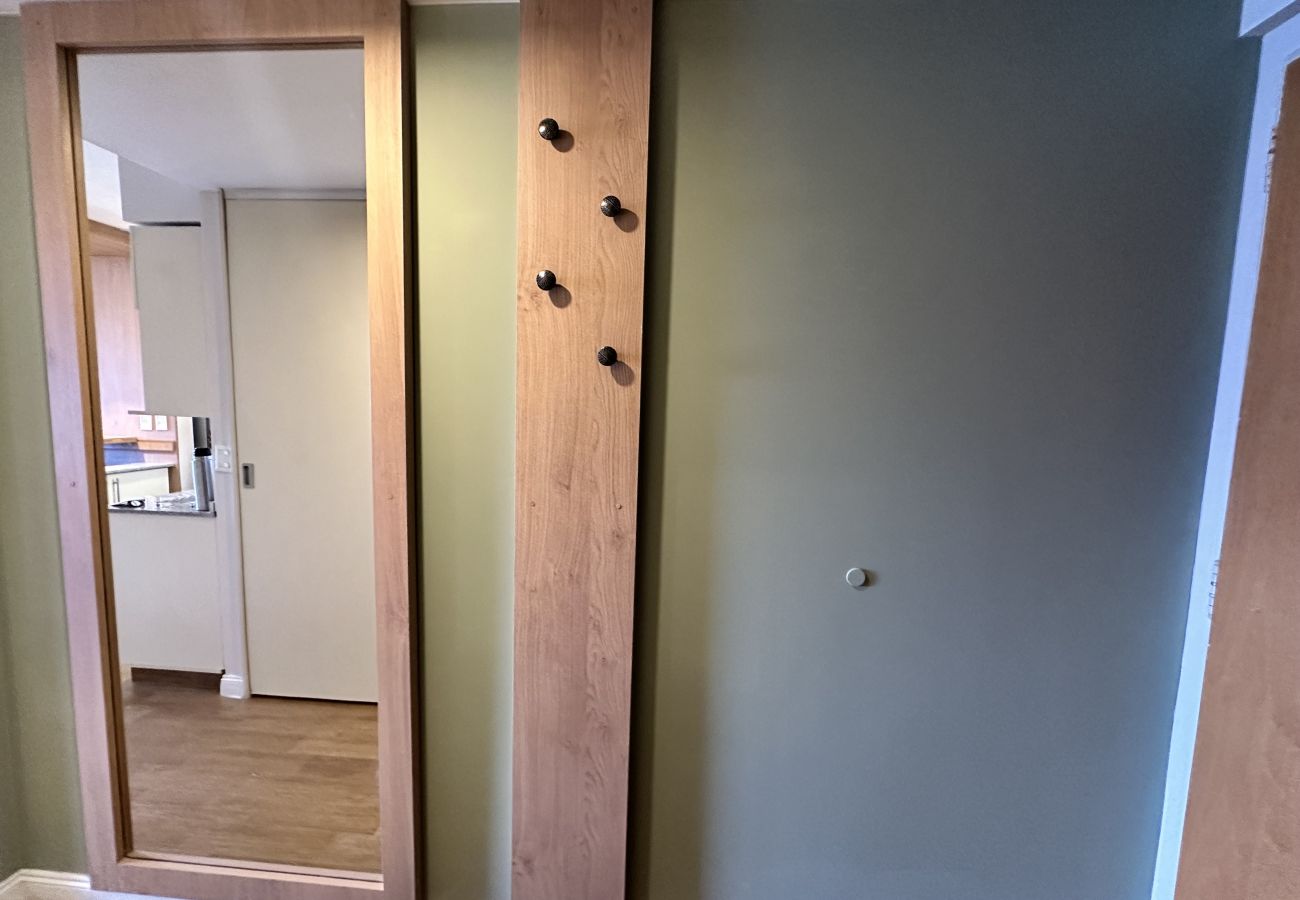 Studio in San Carlos de Bariloche - Grinly with lake view and parking in Bariloche 