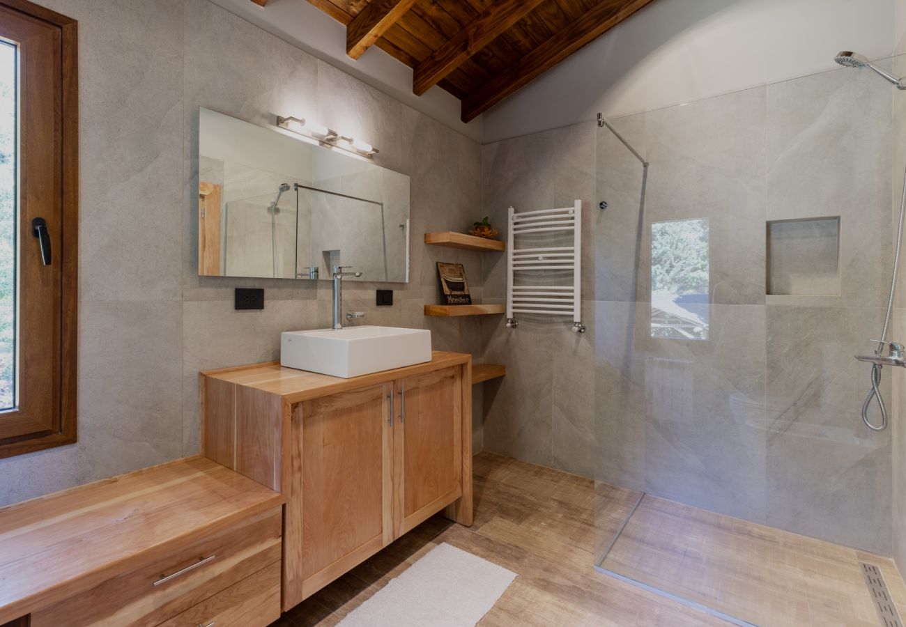 House in San Carlos de Bariloche - House with lakefront on Lake Gutiérrez in Bariloche