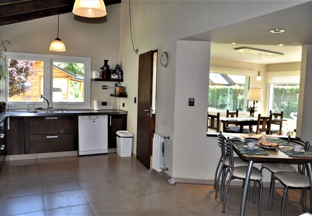 House in San Carlos de Bariloche - Don Alfredo House Bariloche