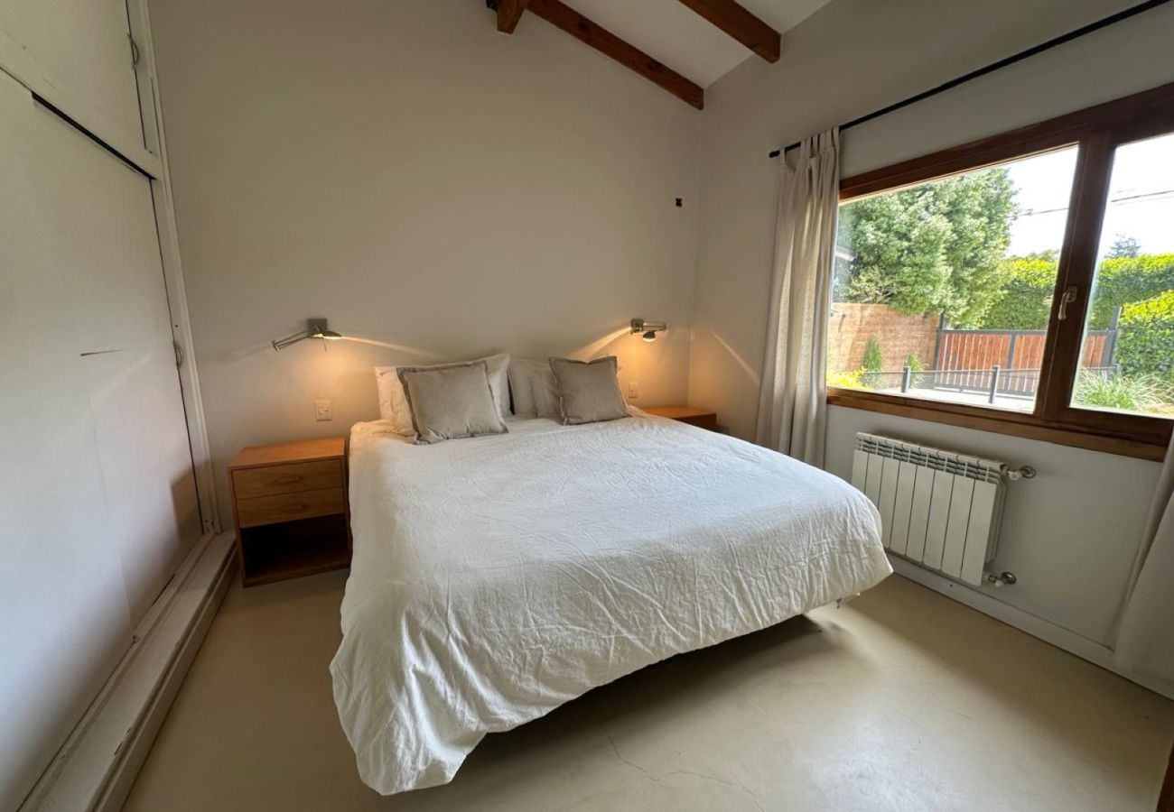 House in San Carlos de Bariloche - House in Pinar de Festa with barbecue area