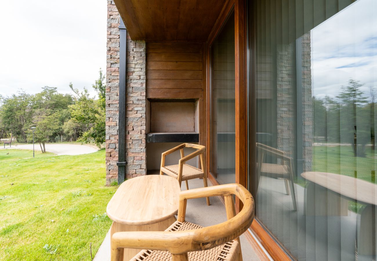 Apartment in San Carlos de Bariloche - Cozy Melipal Retreat | Garden, BBQ & Pool  