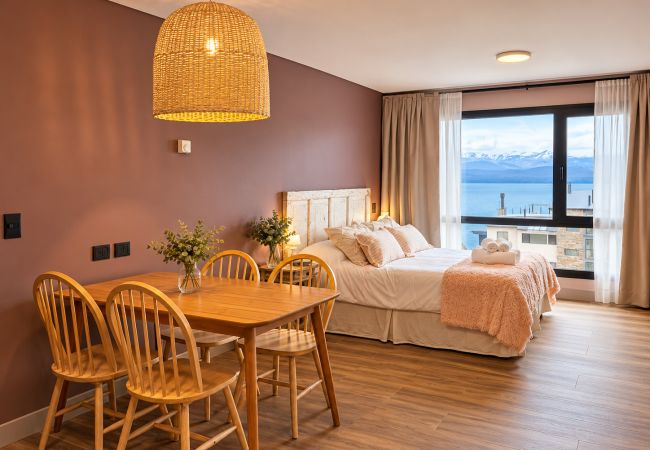 Apartment in San Carlos de Bariloche - Malva Suites with lake view and parking